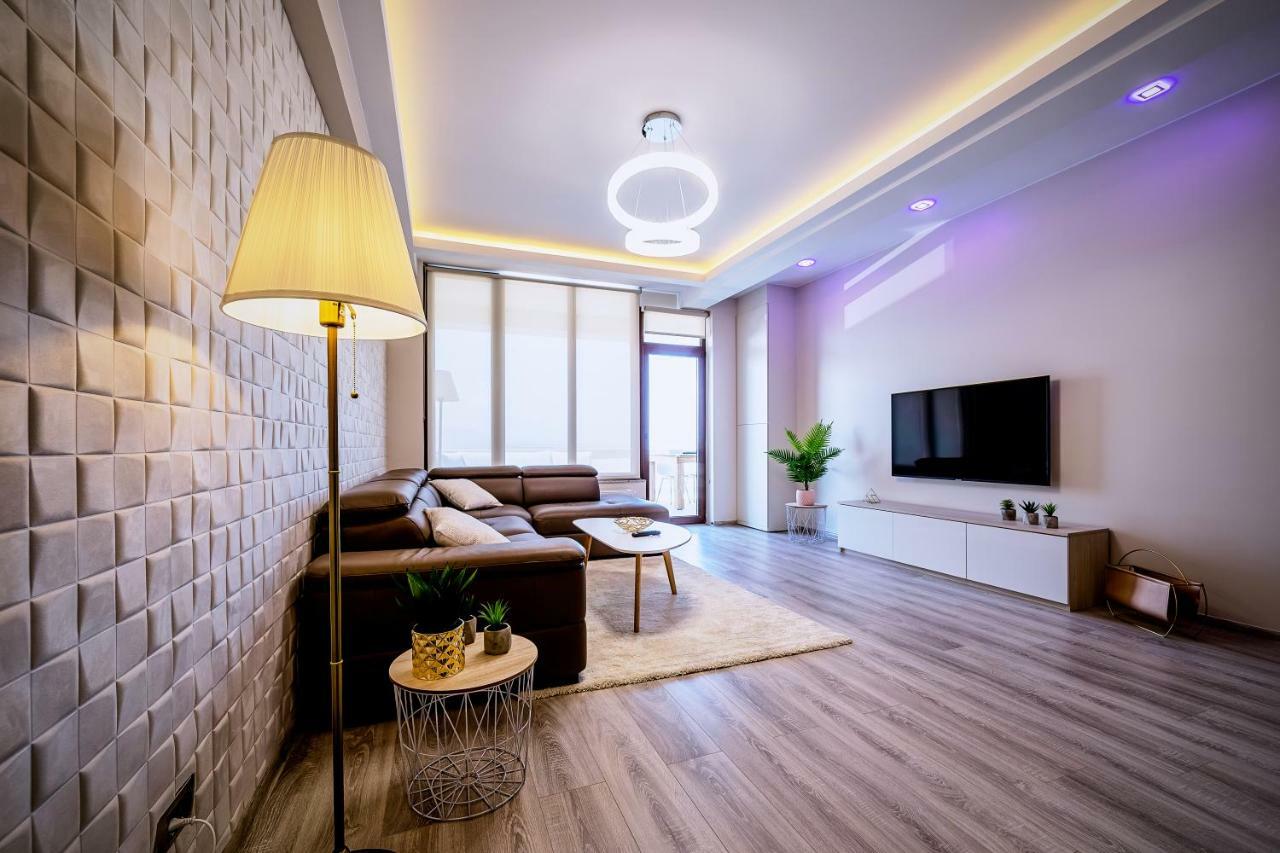 Penthouse Chic By Landev Apartment Brasov Ngoại thất bức ảnh